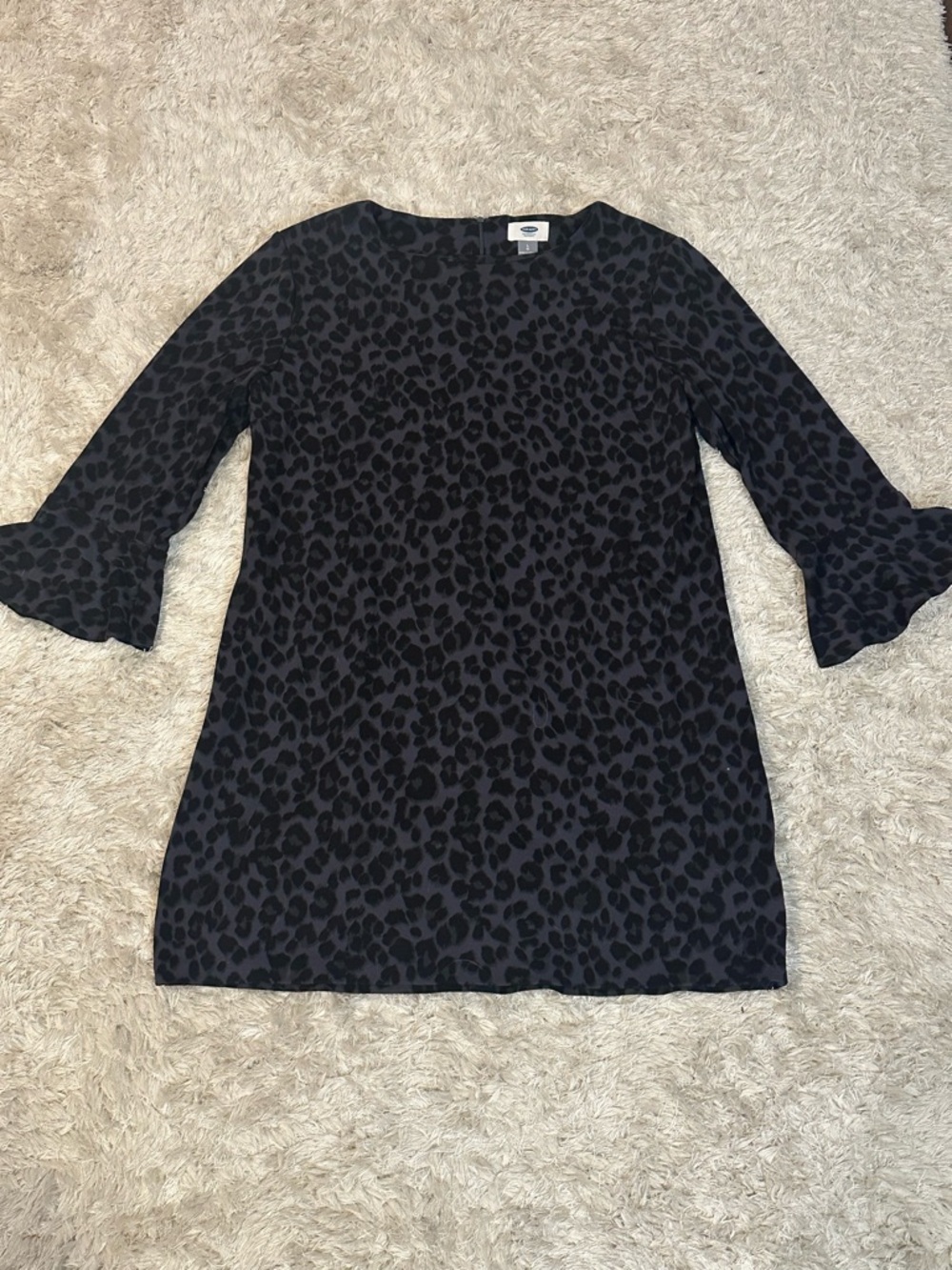 Old Navy Charcoal Leopard Print Bell Sleeve Dress